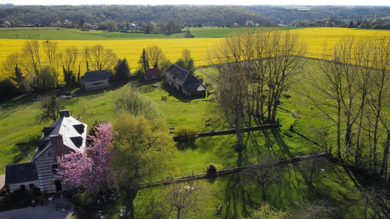 Fourmetot Le Petit Manoir De La Vernelle B&B 외부 사진