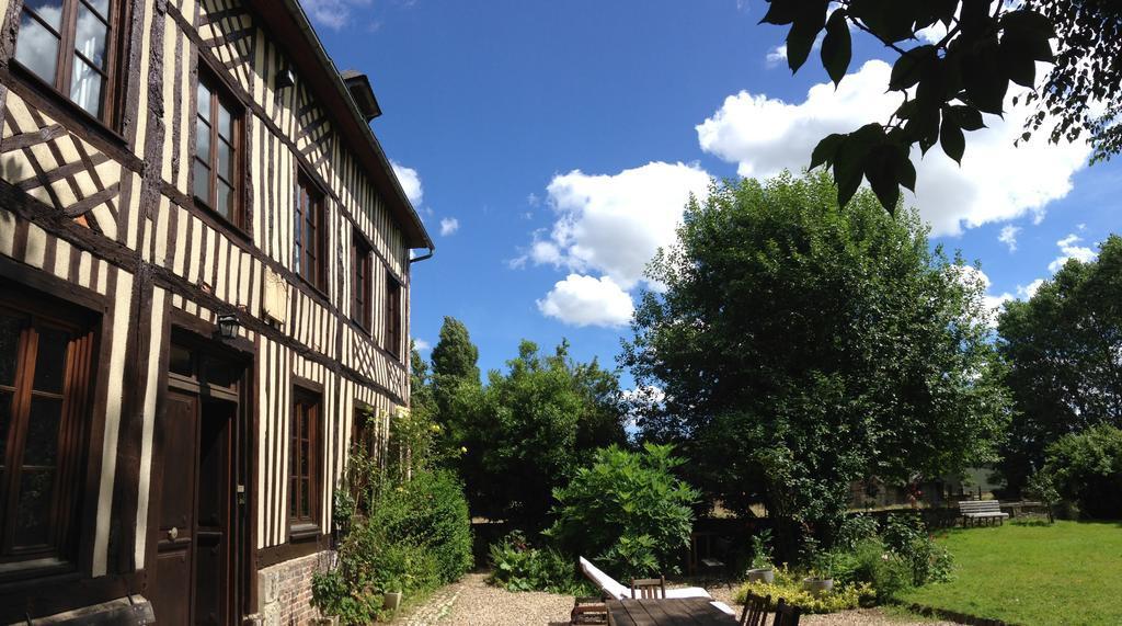 Fourmetot Le Petit Manoir De La Vernelle B&B 외부 사진
