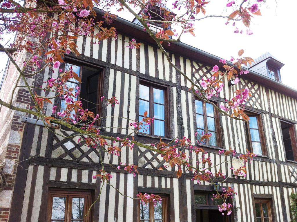 Fourmetot Le Petit Manoir De La Vernelle B&B 외부 사진